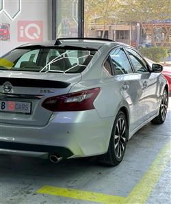 نيسان ألتيما